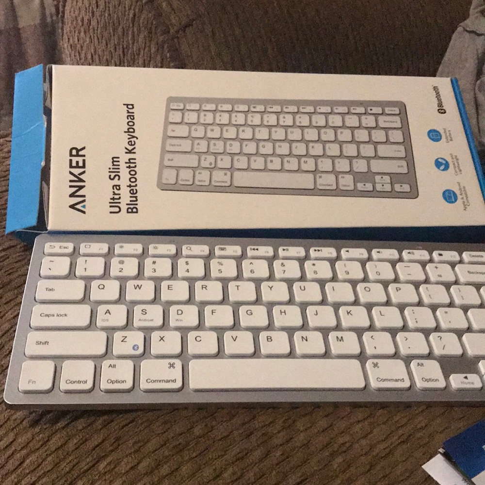Bluetooth ultra slim keyboard